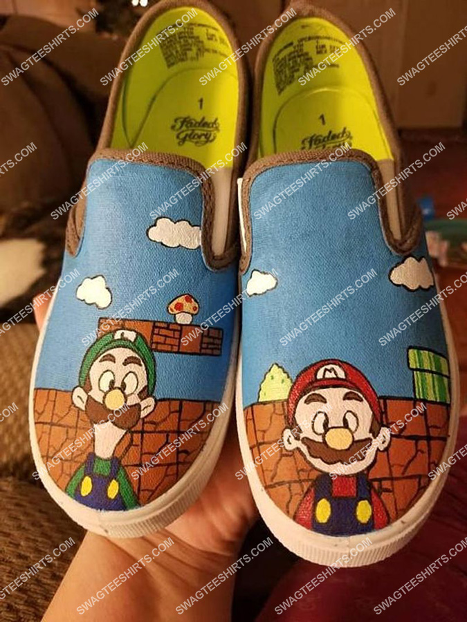 super mario all over print slip on shoes 2(1)