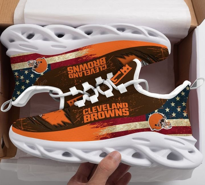 America flag NFL Cleveland Browns max soul shoes