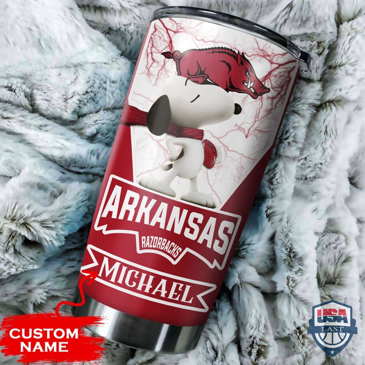 2eXlSfIM-T240122-154xxxArkansas-Razorbacks-Snoopy-And-Woodstock-Custom-Name-Tumbler-2.jpg