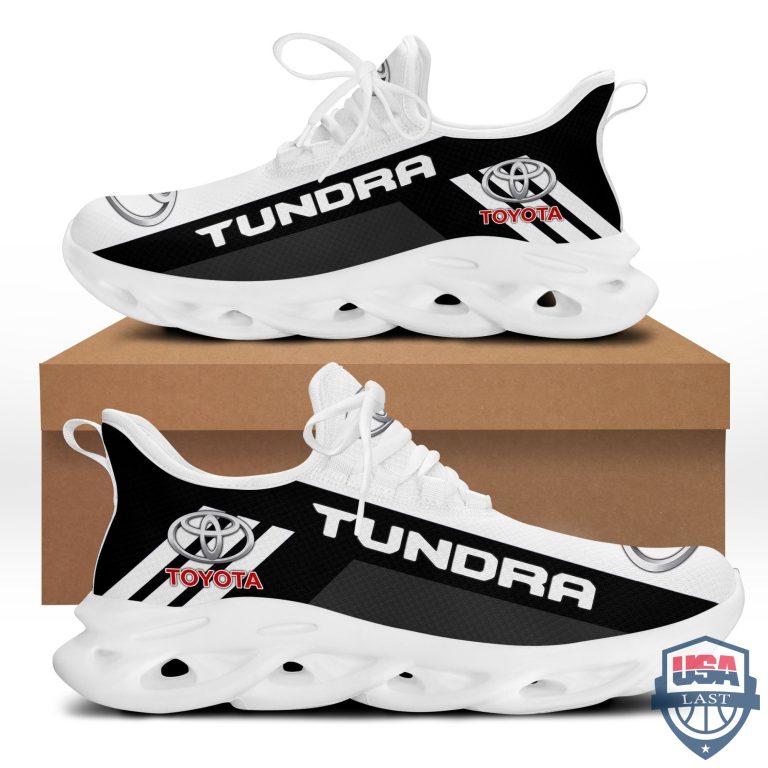 DeHo6ybz-T110122-126xxxToyota-Tundra-Running-Shoes-White-Version-3.jpg