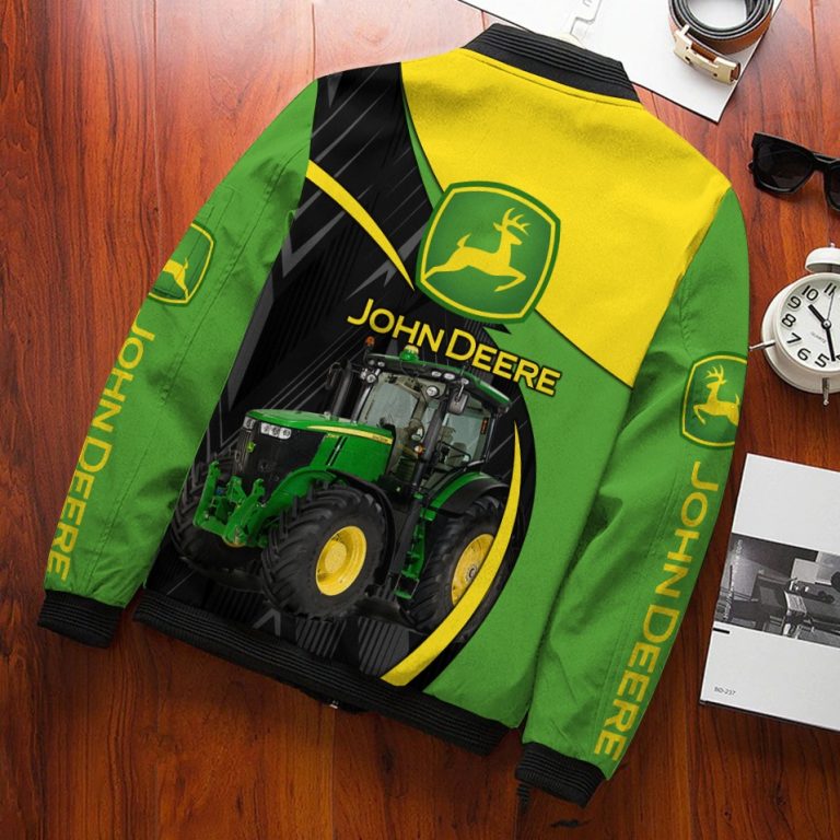 DifJr1RF-T250122-145xxxJohn-Deere-Bomber-Jacket-08-1.jpg