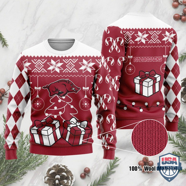 TMLn0rC2-T240122-142xxxArkansas-Razorbacks-Funny-Ugly-Christmas-Sweater.jpg