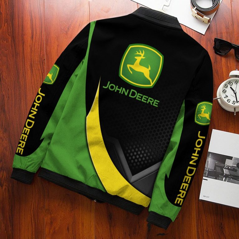 eTqxUMzn-T250122-129xxxJohn-Deere-Limited-Bomber-Jacket-1.jpg