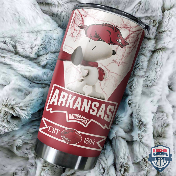 gqr2LqjH-T240122-169xxxNCAA-Arkansas-Razorbacks-And-Snoopy-Tumbler-2.jpg