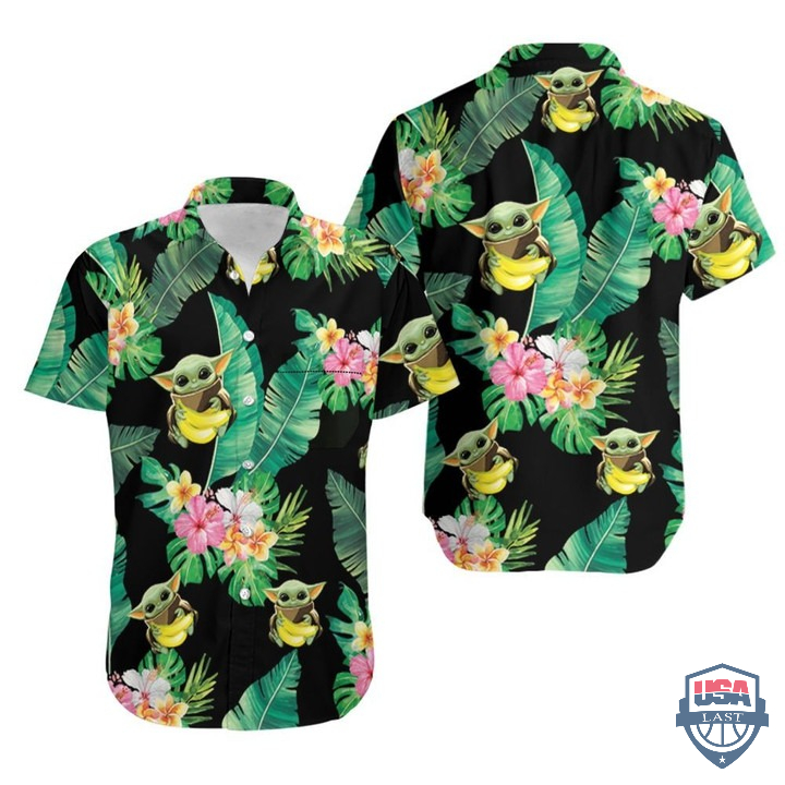 qMH7kdWt-T080122-174xxxBaby-Yoda-Hugging-Bananas-Colorful-Flowers-Hawaiian-Shirt.jpg