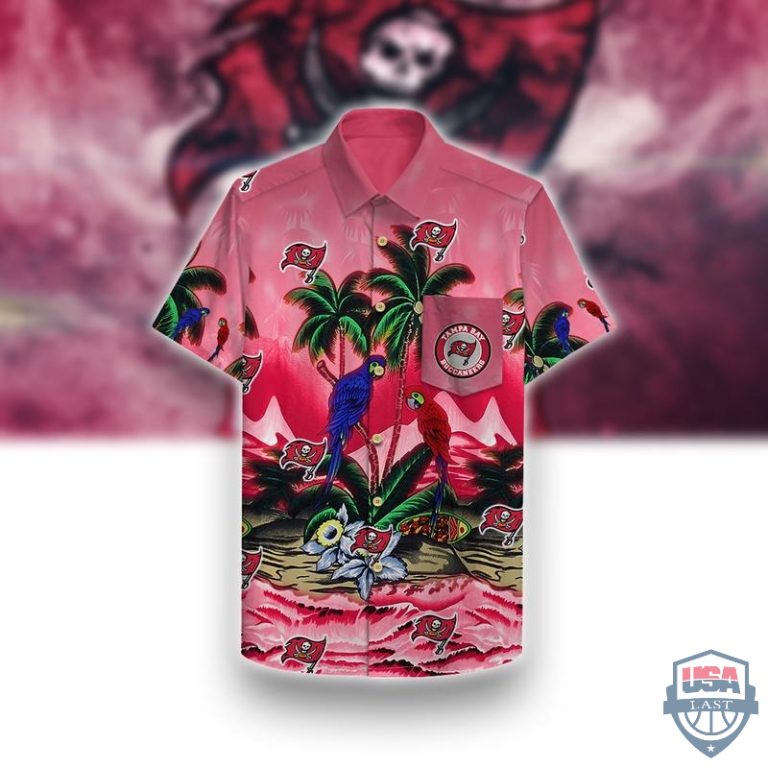 4Gkgprnd-T170222-056xxxTampa-Bay-Buccaneers-Parrots-Hawaiian-Shirt-2.jpg