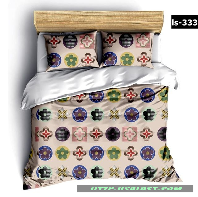 Wyfzc7Jh-T220222-088xxxLouis-Vuitton-Bedding-Set-Duvet-Cover-New-Design-39.jpg