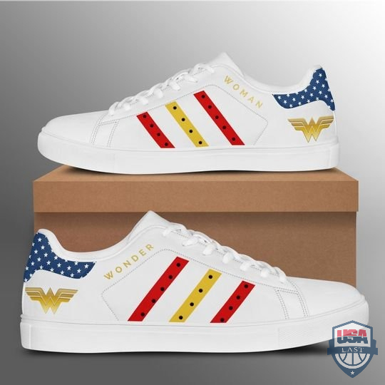 YJktcz86-T120222-053xxxWonder-Woman-Stan-Smith-Shoes-1.jpg