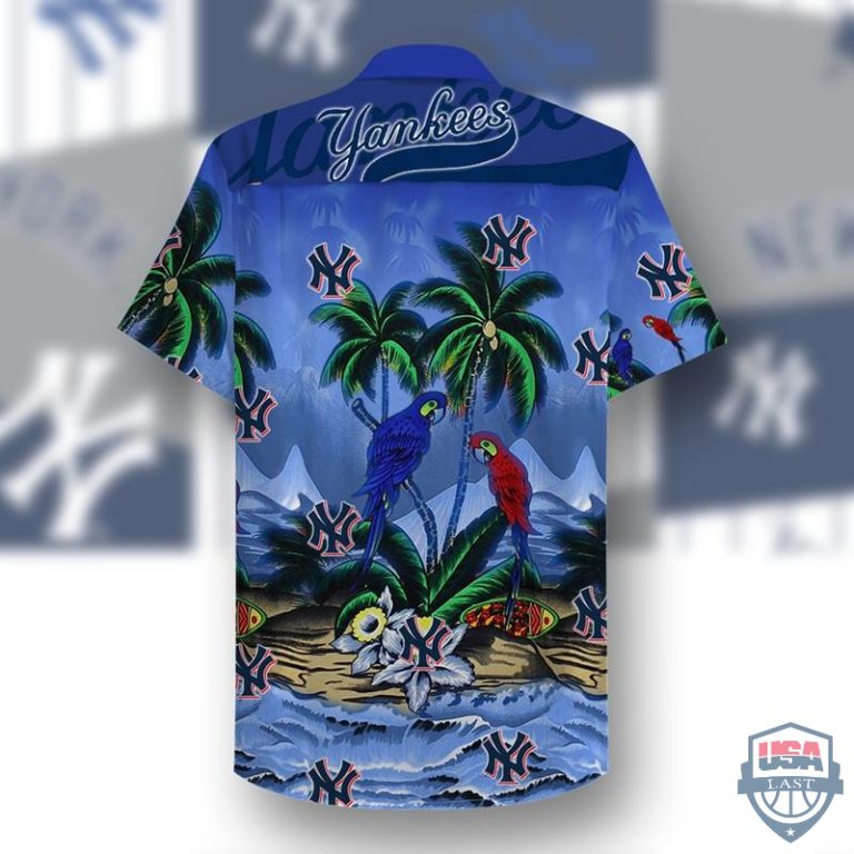 aXoFoQET-T170222-073xxxNew-York-Yankees-Parrots-Hawaiian-Shirt-1.jpg