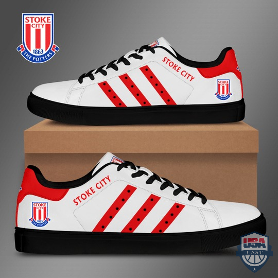 kelfUt8R-T120222-069xxxStoke-City-FC-Stan-Smith-Shoes-2.jpg