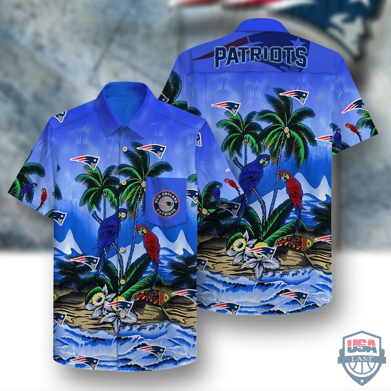 New England Patriots Parrots Hawaiian Shirt