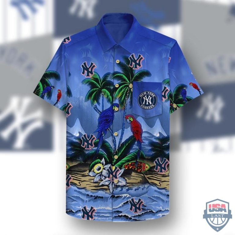 q8v31og2-T170222-073xxxNew-York-Yankees-Parrots-Hawaiian-Shirt-2.jpg