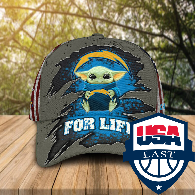 02sVdBoQ-TH090322-18xxxBaby-Yoda-NFL-Los-Angeles-Chargers-For-Life-Cap3.jpg