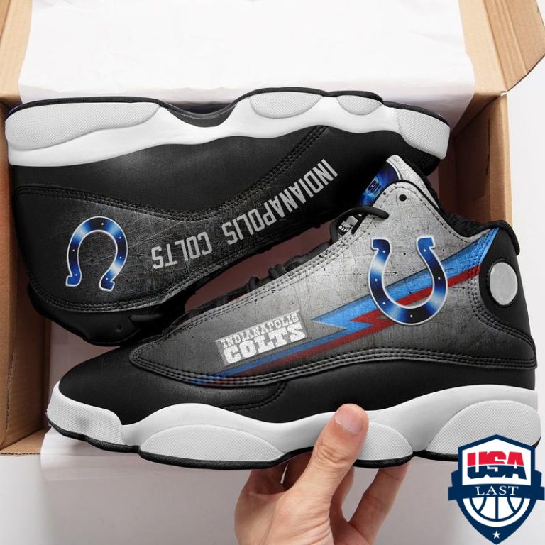 0mMJ0yhh-FAl0jgMo-TH160322-54xxxIndianapolis-Colts-NFL-ver-3-Air-Jordan-13-sneaker.jpg