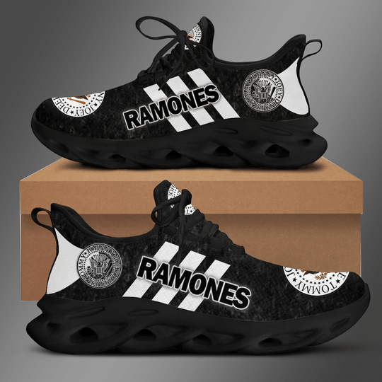 Ramones band logo black Clunky Max soul shoes