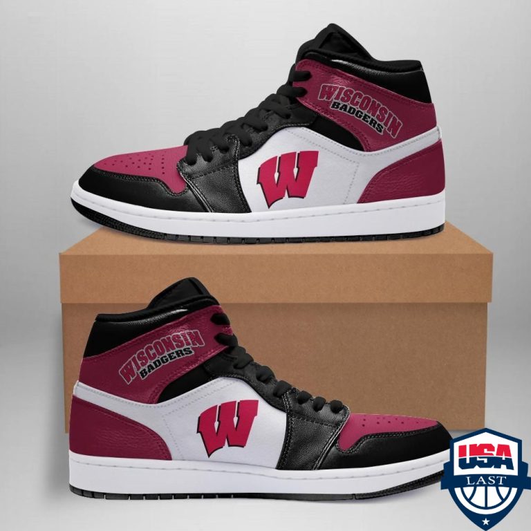 2KKVrtcT-TH260322-41xxxWisconsin-Badgers-NCAA-Basketball-ver-2-Air-Jordan-High-Top-Sneaker-Shoes2.jpg