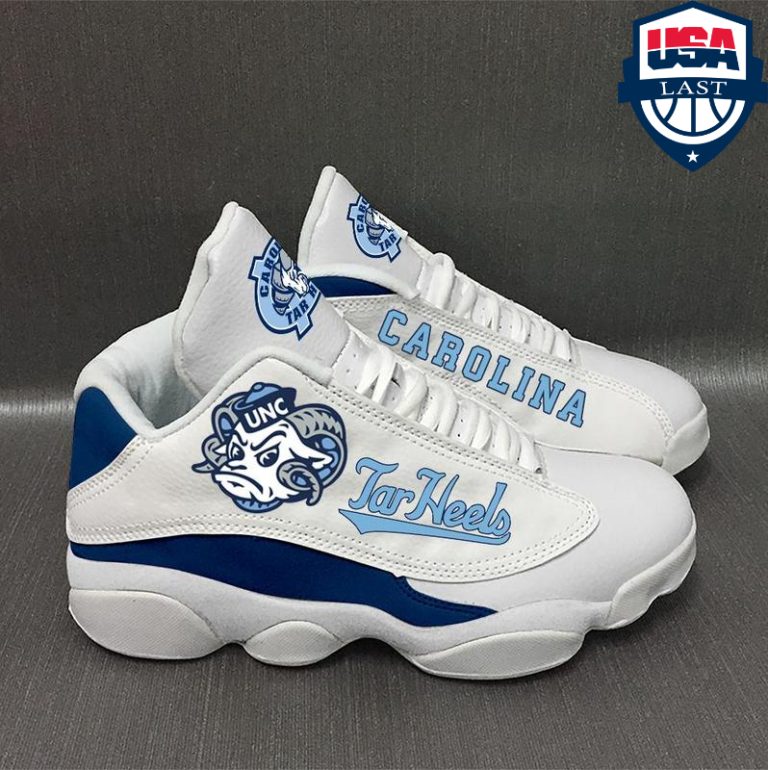 2QSHesF8-TH140322-04xxxNorth-Carolina-Tar-Heels-NCAA-Air-Jordan-13-sneaker3.jpg