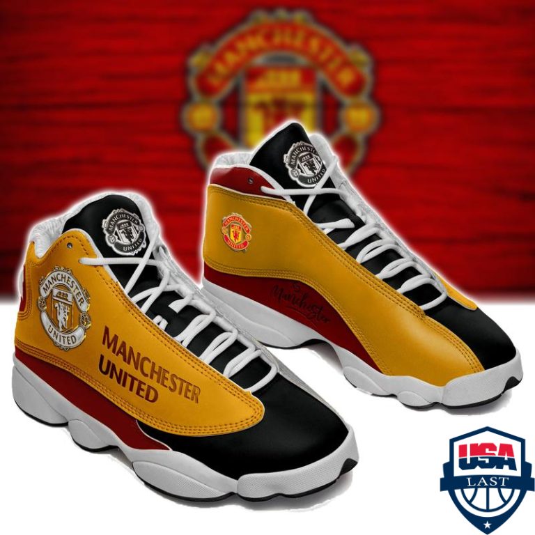 4aRvwxVu-TH150322-25xxxManchester-United-FC-ver-2-Air-Jordan-13-sneaker3.jpg