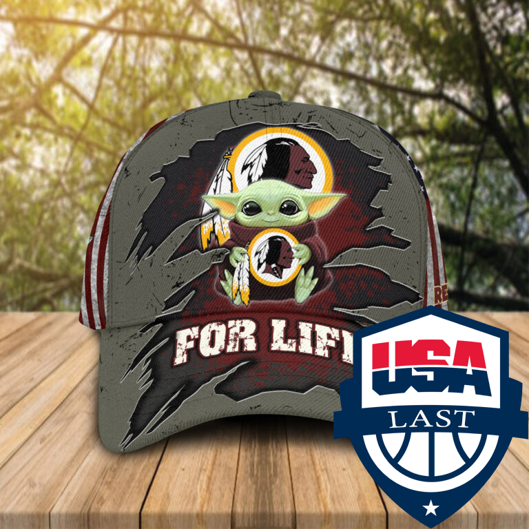 51Q6XQ0h-TH090322-32xxxBaby-Yoda-NFL-Washington-Football-Team-For-Life-Cap.jpg