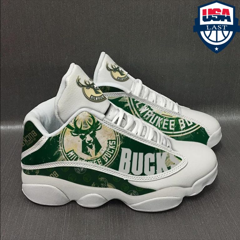 5hG1TRF4-TH140322-55xxxMilwaukee-Bucks-NBA-Air-Jordan-13-sneaker2.jpg