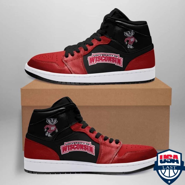 5vOSQUIl-TH260322-45xxxWisconsin-Badgers-NCAA-Basketball-ver-6-Air-Jordan-High-Top-Sneaker-Shoes1.jpg