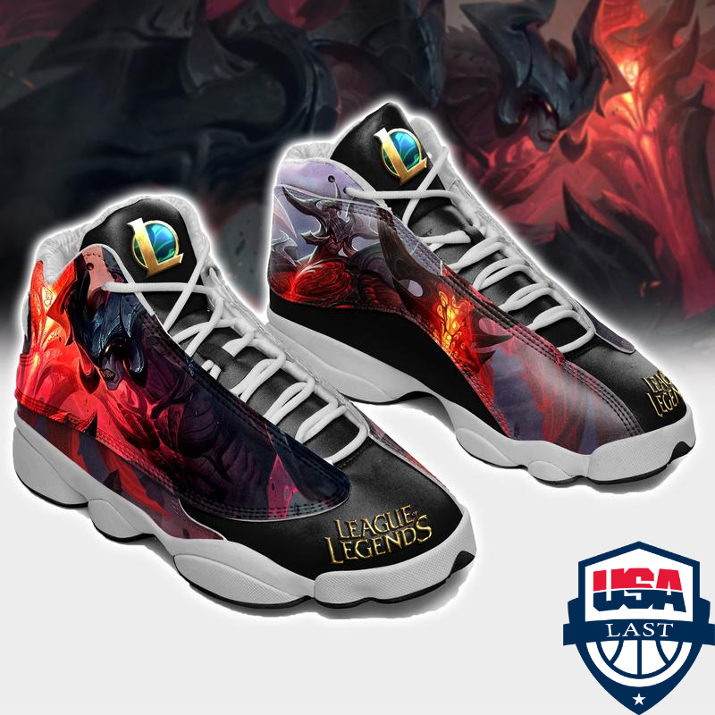 6O5DkKV8-TH210322-48xxxLeague-of-Legends-Aatrox-Air-Jordan-13-sneaker3.jpg