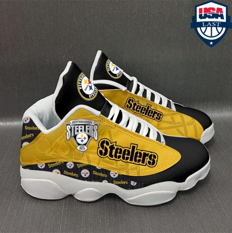 7RqEhvEN-TH120322-07xxxPittsburgh-Steelers-NFL-ver-3-Air-Jordan-13-sneaker.jpg