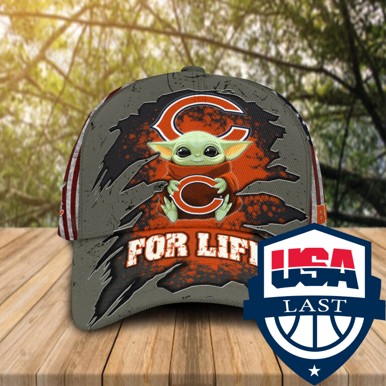 CFtnzo2s-TH090322-06xxxBaby-Yoda-NFL-Chicago-Bears-For-Life-Cap.jpg