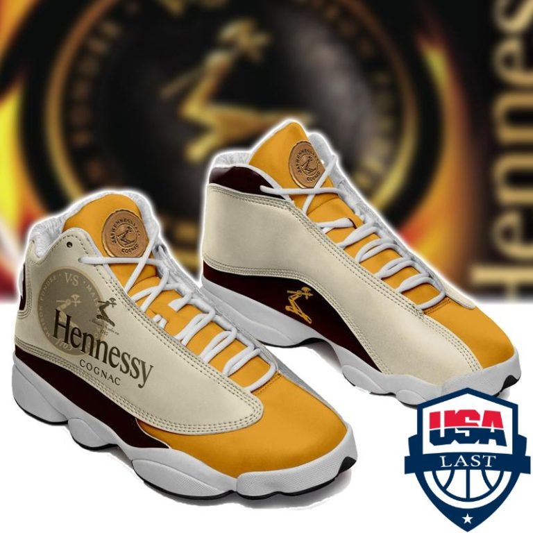 CcktvT7u-TH170322-13xxxHennessy-Cognac-Air-Jordan-13-sneaker2.jpeg