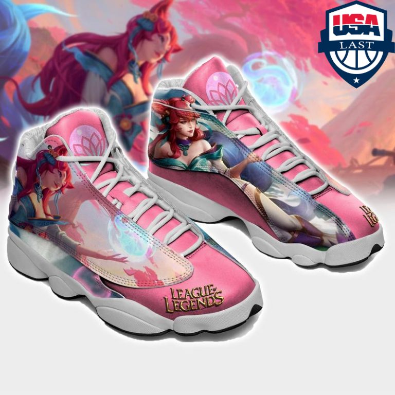 DHnsnZOm-TH110322-23xxxSpirit-Blossom-League-of-Legends-Ahri-Air-Jordan-13-sneaker1.jpg