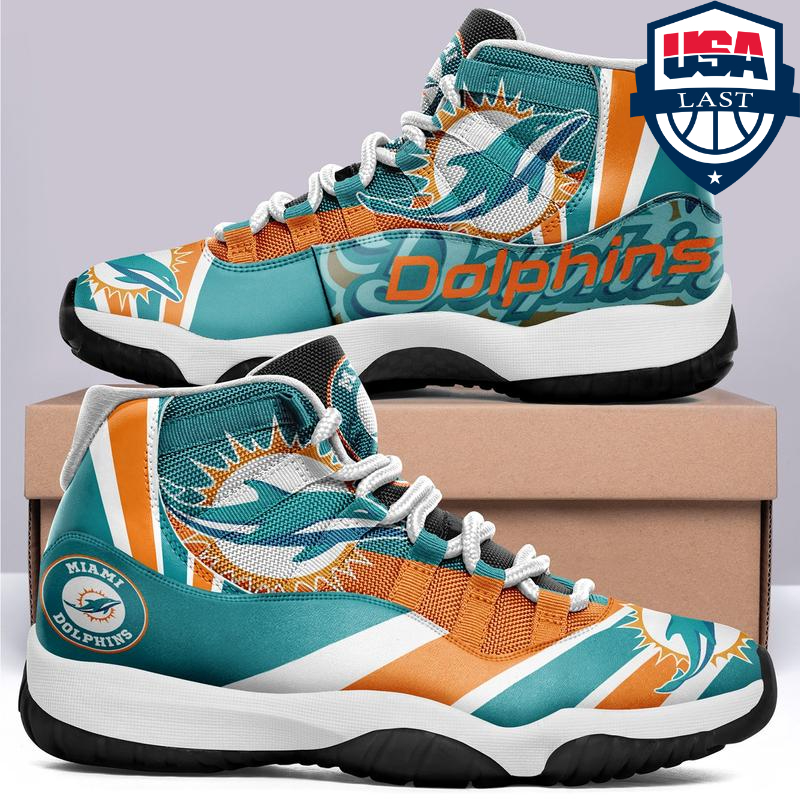 GsxjkQfP-TH100322-50xxxMiami-Dolphins-NFL-Air-Jordan-11-sneaker3.jpg