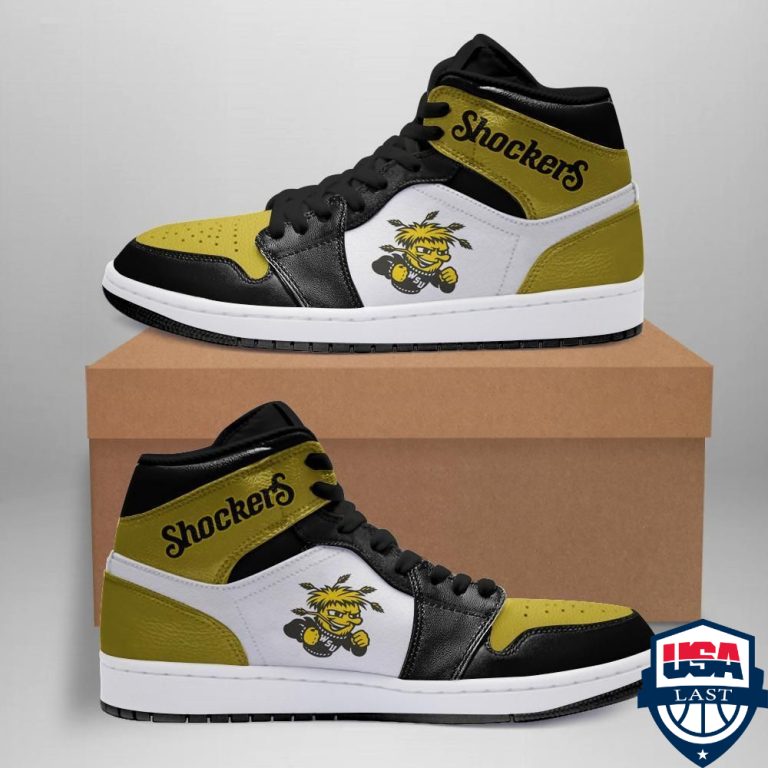 HC4xukVh-TH260322-53xxxWichita-State-Shockers-NCAA-Basketball-Air-Jordan-High-Top-Sneaker-Shoes1.jpg