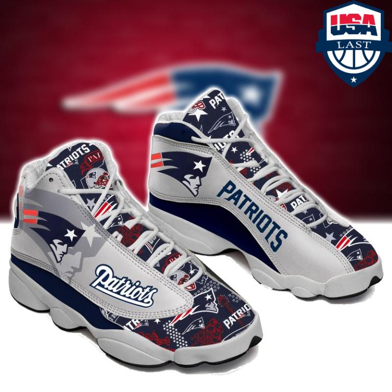 PIazCRPf-TH140322-35xxxNew-England-Patriots-NFL-ver-9-Air-Jordan-13-sneaker3.jpg