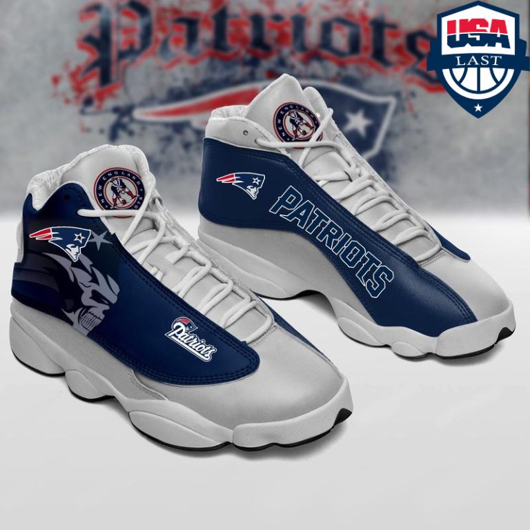 TElcqT4H-TH140322-29xxxNew-England-Patriots-NFL-ver-3-Air-Jordan-13-sneaker1.jpg