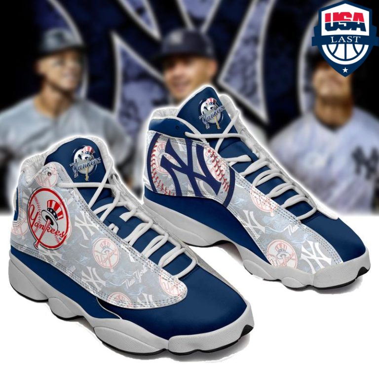 Z978q1Cp-TH120322-59xxxNew-York-Yankees-MLB-ver-3-Air-Jordan-13-sneaker1.jpg