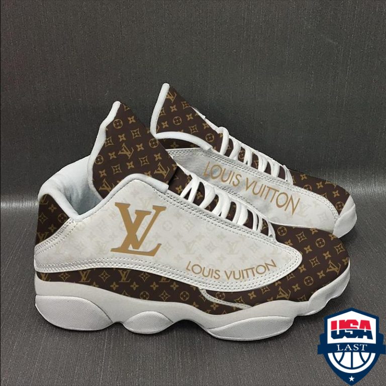 awj5vjVc-TH150322-40xxxLouis-Vuitton-ver-12-Air-Jordan-13-sneaker1.jpg