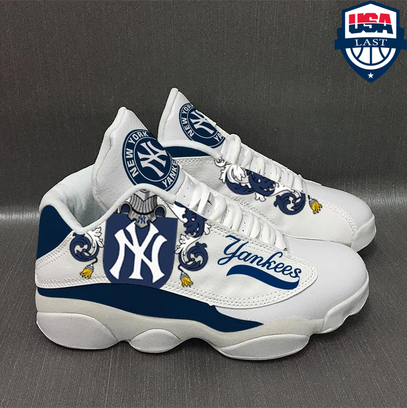 cFUnG8ft-TH120322-57xxxNew-York-Yankees-MLB-ver-1-Air-Jordan-13-sneaker3.jpg