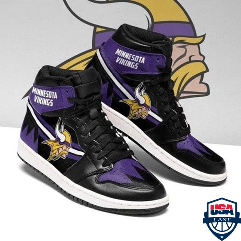 06f63xIb-TH070422-48xxxMinnesota-Vikings-NFL-ver-3-Air-Jordan-High-Top-Sneaker-Shoes3.jpg