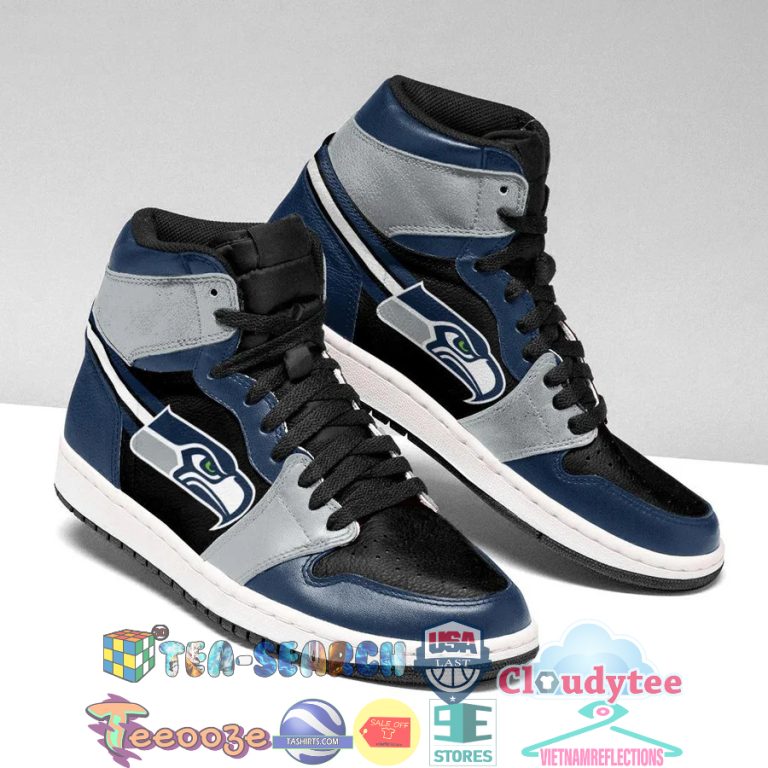 1LBKI77N-TH160422-40xxxSeattle-Seahawks-NFL-ver-7-Air-Jordan-High-Top-Sneaker-Shoes2.jpg