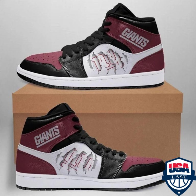 1h8GX6dU-TH090422-57xxxNew-York-Giants-NFL-ver-5-Air-Jordan-High-Top-Sneaker-Shoes.jpg