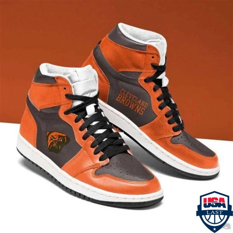 4K25mND5-TH070422-54xxxCleveland-Browns-NFL-ver-2-Air-Jordan-High-Top-Sneaker-Shoes2.jpg