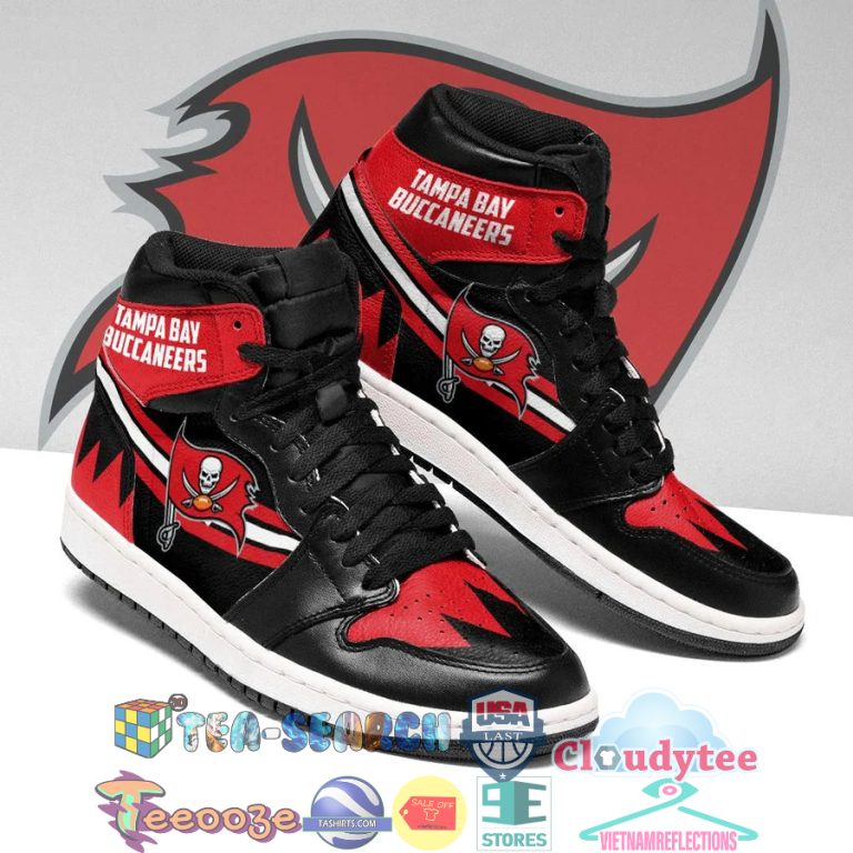 4QAp92Wg-TH160422-07xxxTampa-Bay-Buccaneers-NFL-ver-2-Air-Jordan-High-Top-Sneaker-Shoes.jpg