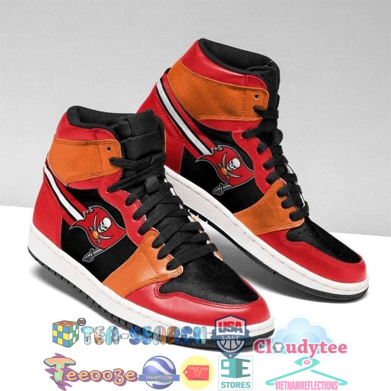 BzEkD8tr-TH160422-06xxxTampa-Bay-Buccaneers-NFL-ver-1-Air-Jordan-High-Top-Sneaker-Shoes.jpg