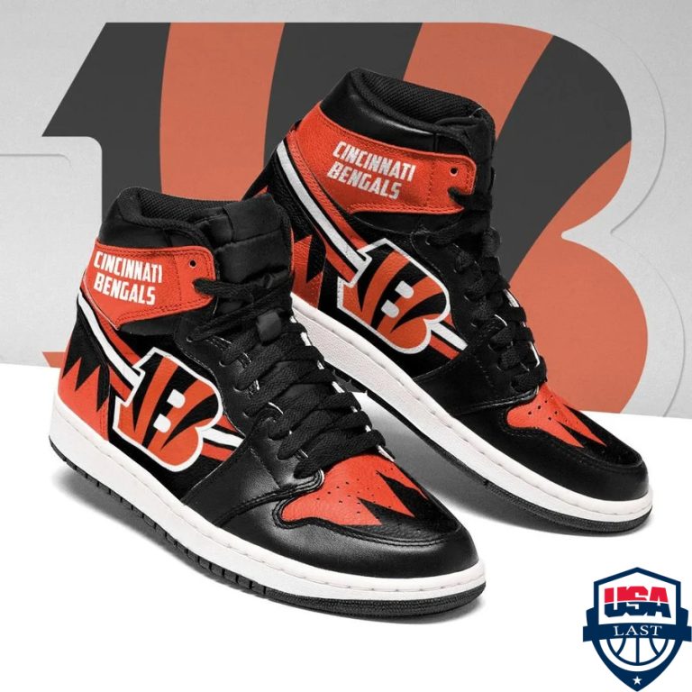 DoO4k8Zt-TH070422-21xxxCincinnati-Bengals-NFL-ver-1-Air-Jordan-High-Top-Sneaker-Shoes.jpg