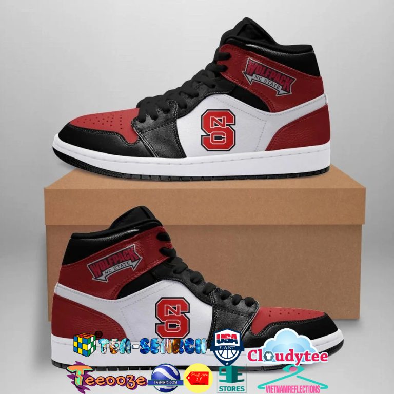 J28D34qv-TH130422-41xxxNorth-Carolina-State-Wolfpack-NCAA-Air-Jordan-High-Top-Sneaker-Shoes2.jpg