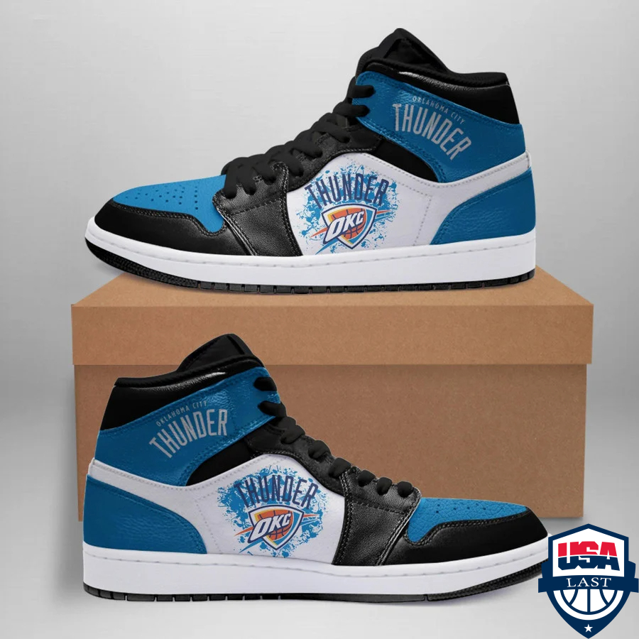 NrM1klb7-TH060422-34xxxOklahoma-City-Thunder-NBA-ver-3-Air-Jordan-High-Top-Sneaker3.jpg