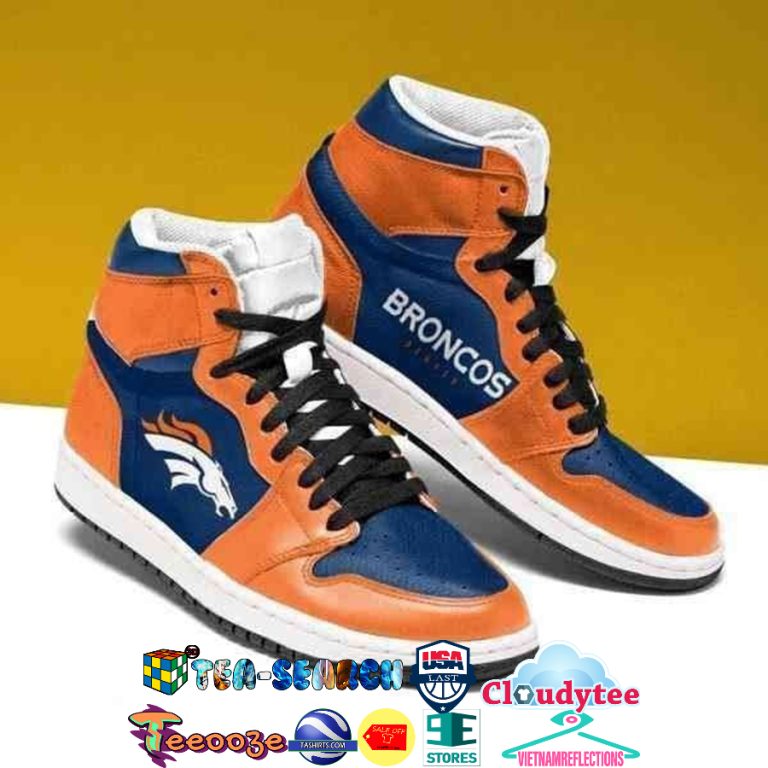 WiNgvmtk-TH130422-18xxxDenver-Broncos-NFL-ver-1-Air-Jordan-High-Top-Sneaker-Shoes.jpg