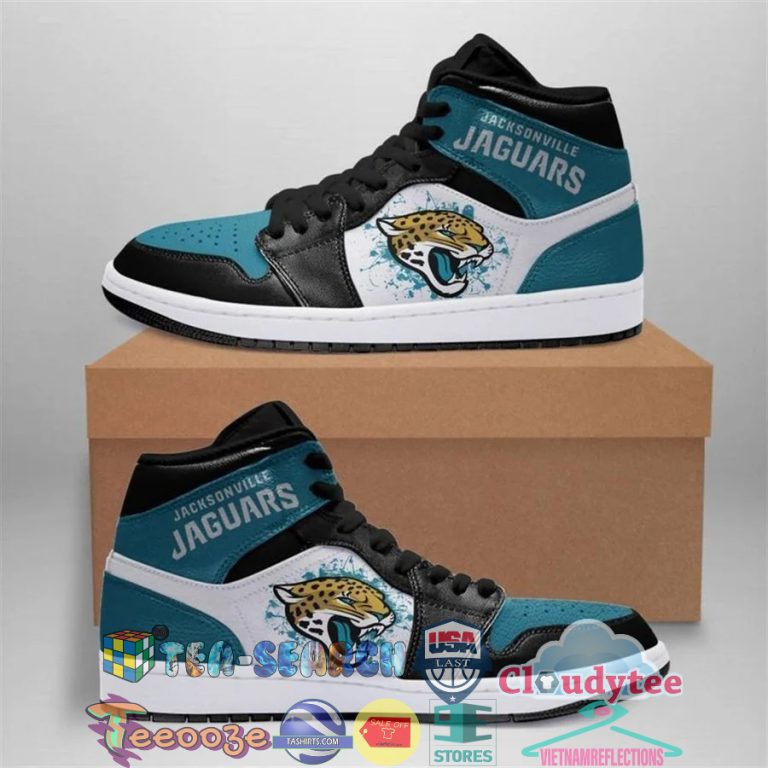 aJzcBDBk-TH150422-44xxxJacksonville-Jaguars-NFL-ver-3-Air-Jordan-High-Top-Sneaker-Shoes2.jpg