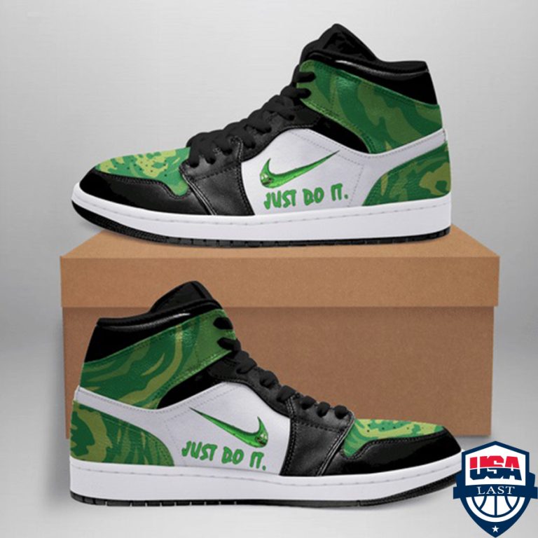 daVKdvoc-TH050422-43xxxRick-And-Morty-Just-Do-It-Air-Jordan-High-Top-Sneaker-Shoes1.jpg