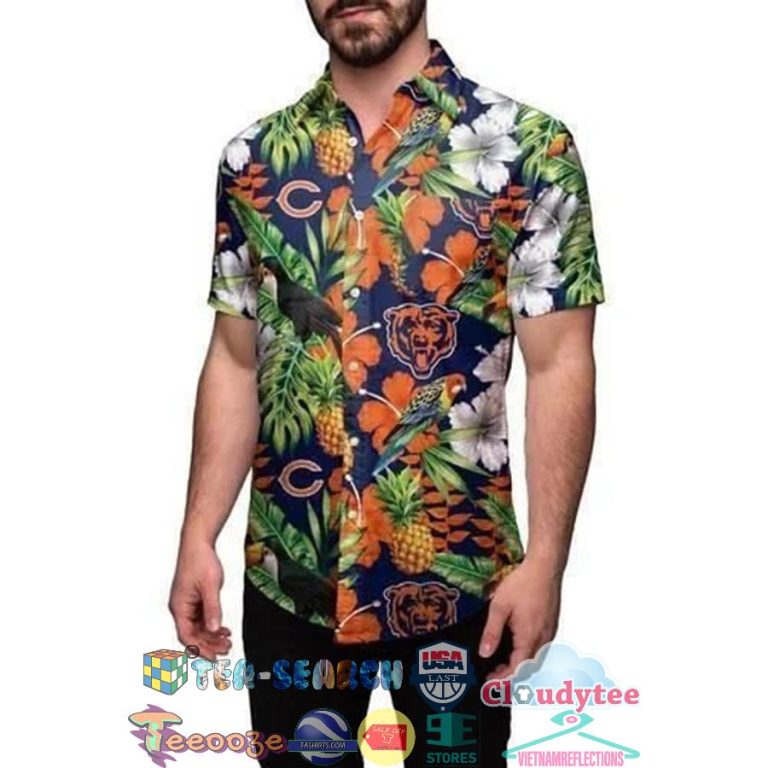 gziEq8jc-TH200422-21xxxChicago-Bears-NFL-Pineapple-Parrot-Hawaiian-Shirt2.jpg